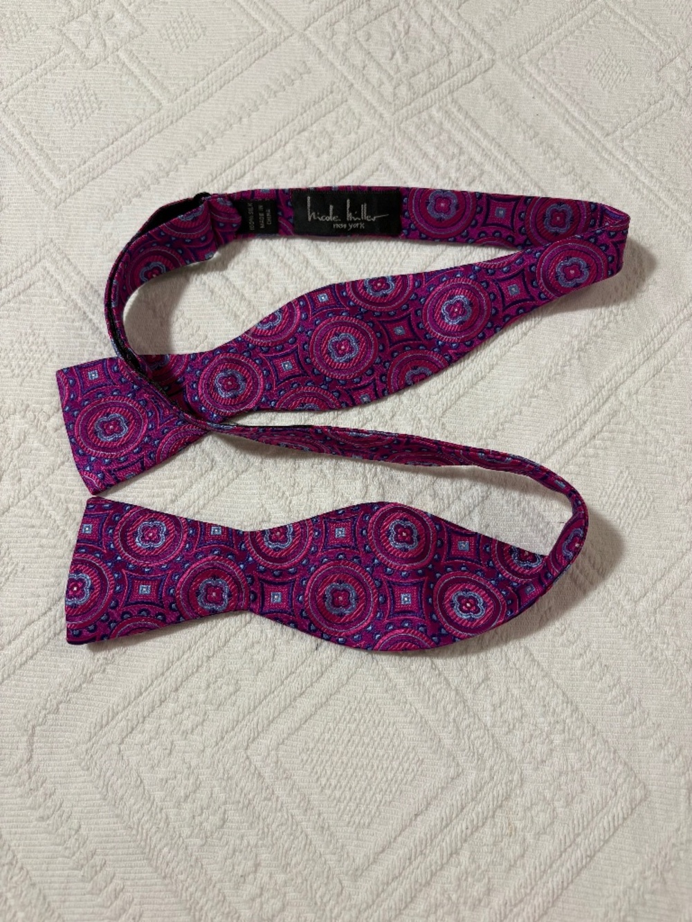 Nicole Miller New York 100% Silk Geometric Medallion Self-Tie Bow Tie Pink Purpl